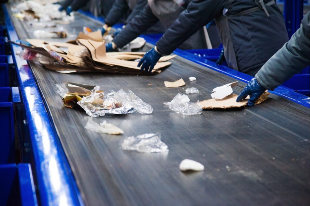 Using an HSE Management System to Avoid Recycling Related Injuries